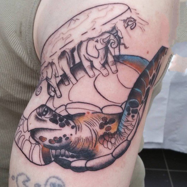 形象生动的龟纹身图案