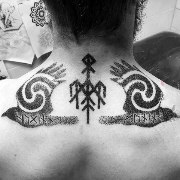 乌鸦纹身图   个性设计的乌鸦纹身图案