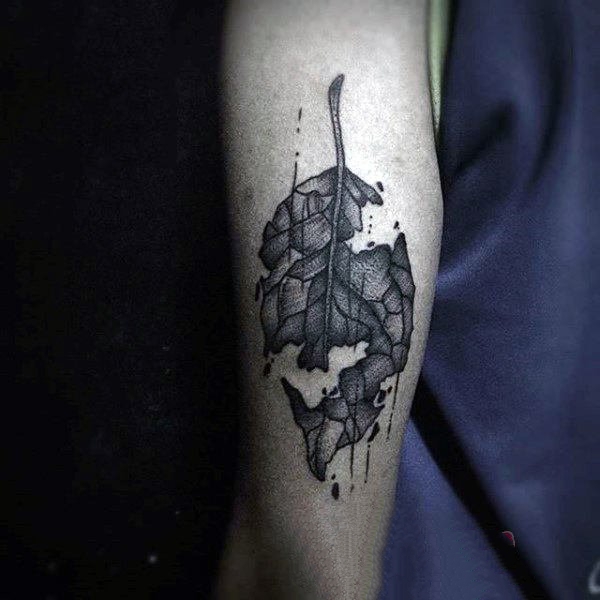 叶子纹身  经络分明的叶子纹身图案