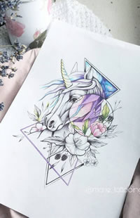 独角兽花色彩纹身图案