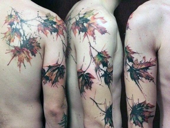枫叶纹身图  创意搭配的枫叶纹身图案