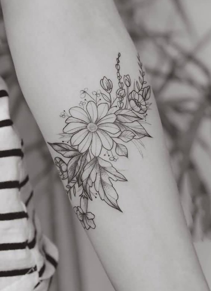 手臂纹身图片   色调沉闷却创意十足的手臂纹身图片