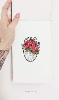 色彩心脏花纹身手稿