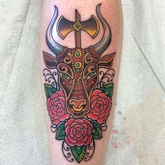 公牛头纹身   多款雄壮的公牛头纹身图案