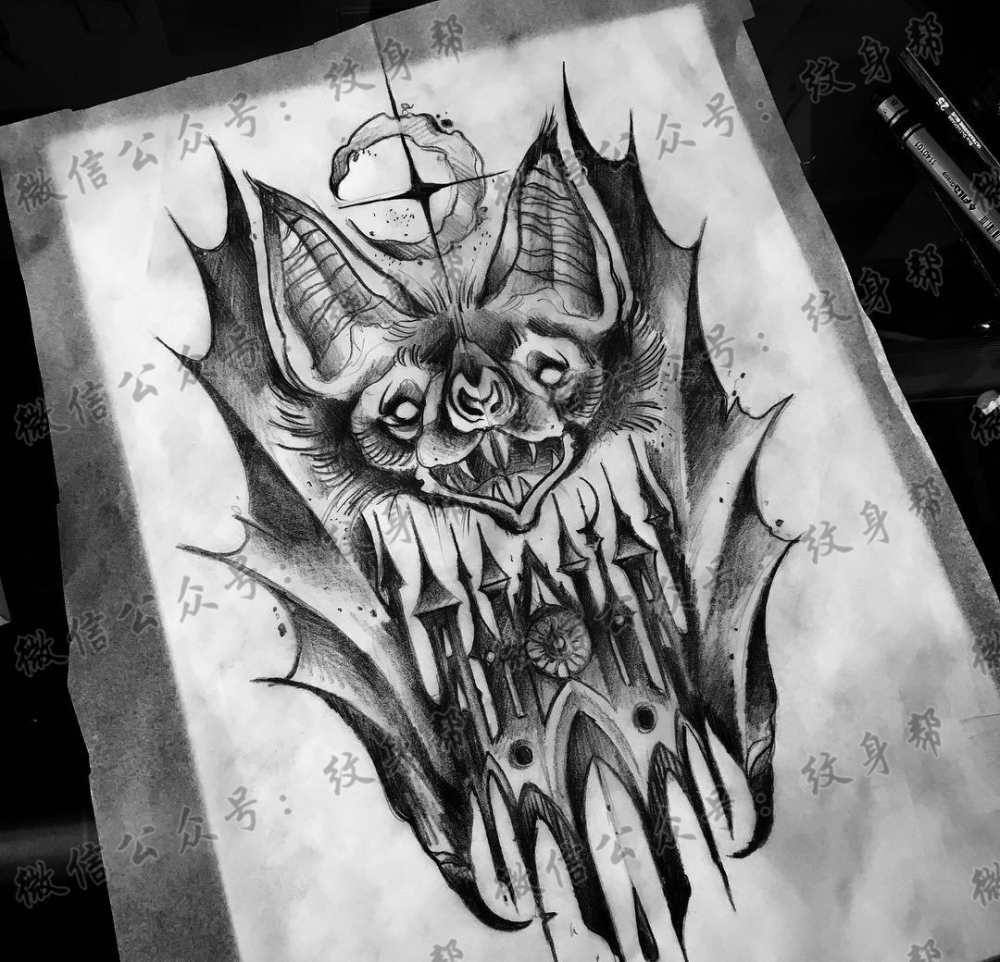 黑灰蝙蝠城堡纹身手稿