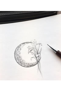 月球黑灰花卉纹身手稿