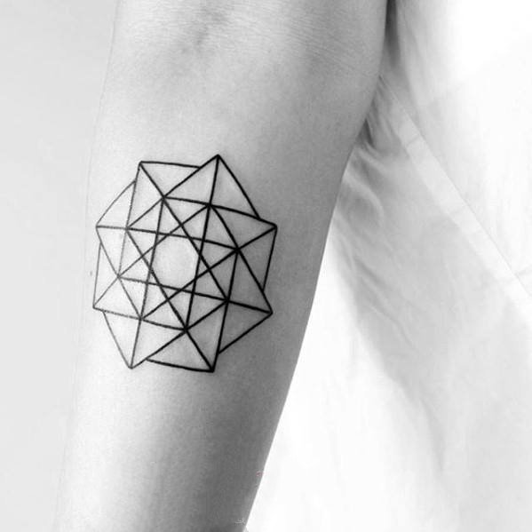 几何 纹身图案   线条创意交汇的几何纹身图案