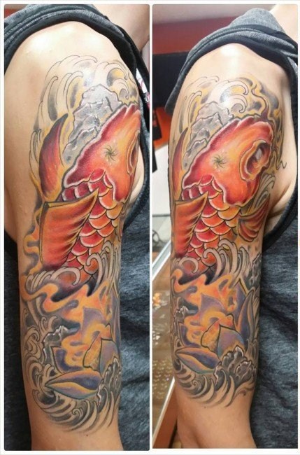 纹身锦鲤图案   寓意及吉祥的锦鲤纹身图案