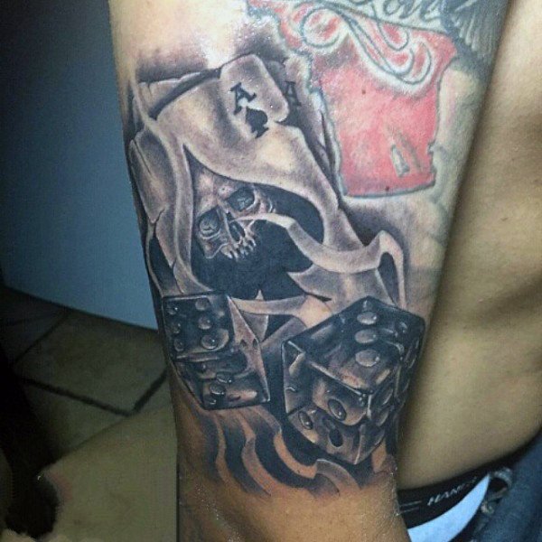 骰子纹身图案    多款写实的骰子纹身图案