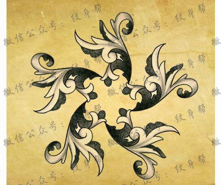 一款漂亮时尚的藤蔓五角星纹身图案