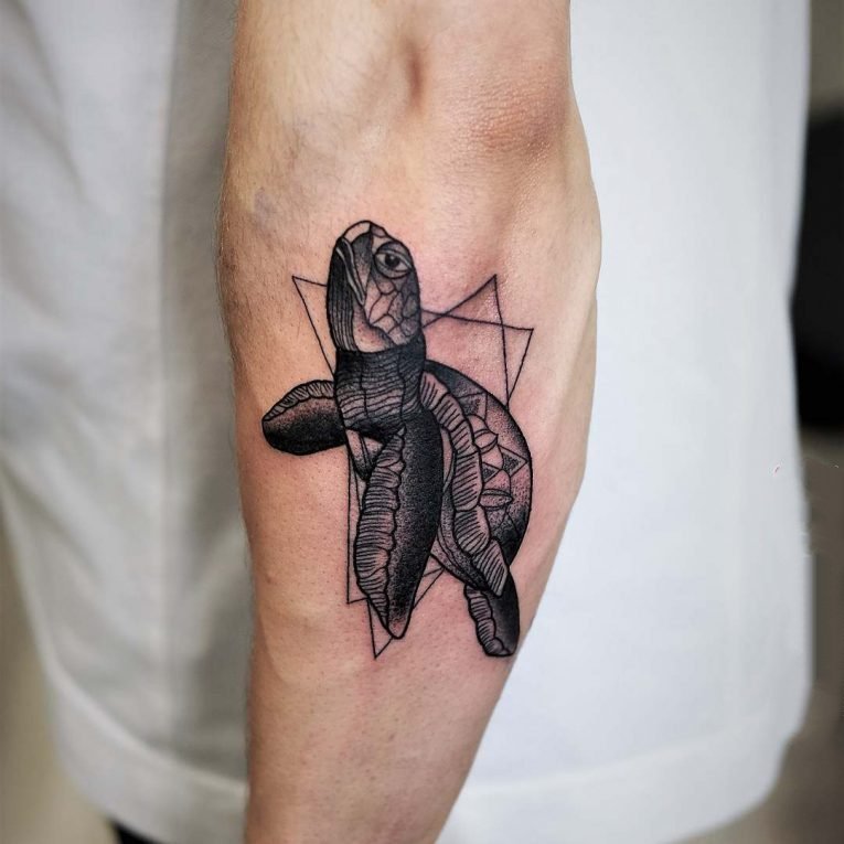 乌龟纹身图案   寿高年长的乌龟纹身图案