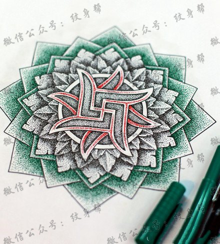 一款超酷经典的点刺花朵图腾纹身图案