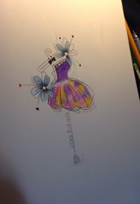 一款潮流小巧的小裙子纹身手稿