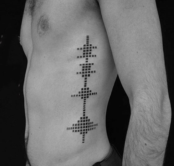 像素风格纹身  充满趣味性的像素风格纹身图案
