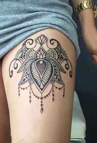 女生唯美纹身 唯美的动物和花朵纹身图案