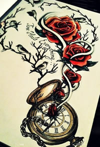 个性的玫瑰指南针纹身图案