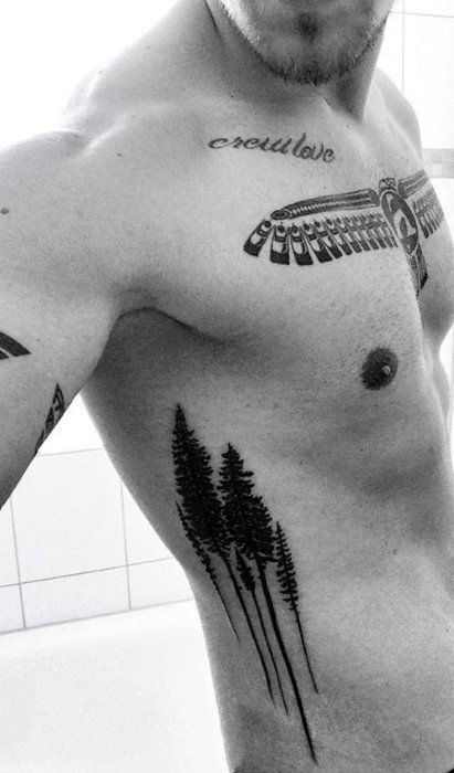 纹身黑色   生命力十足的树木纹身图案