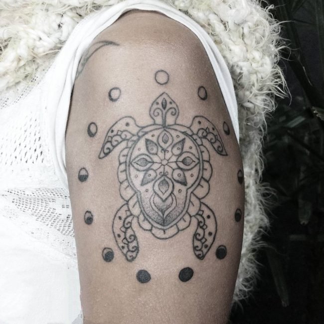 乌龟纹身图案   行动缓慢的乌龟纹身图案