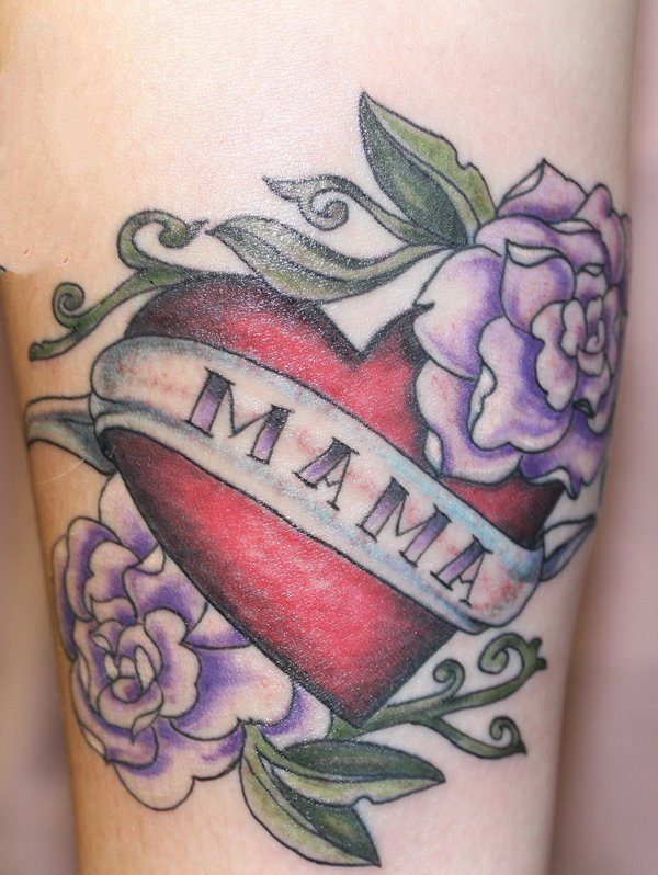 心形纹身图片   激情洋溢的心形纹身图案