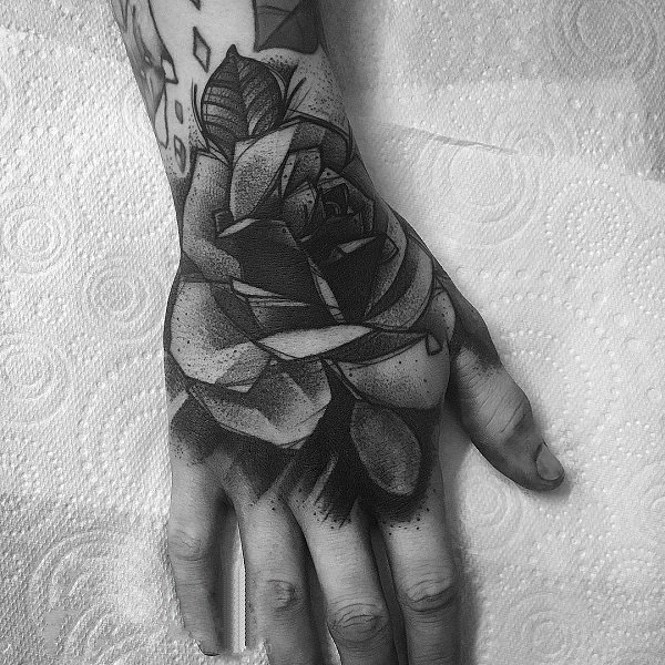 手背纹身   多款个性亮眼的手背纹身图案