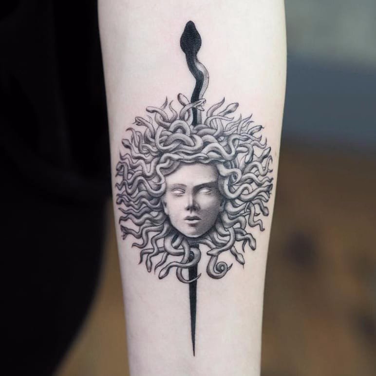 手臂纹身图片  展现力十足的手臂纹身图案