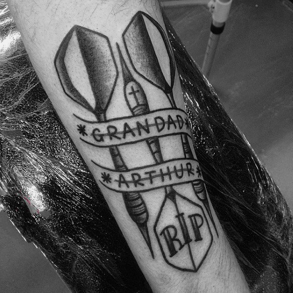 手臂上纹身图案   多款趣味十足的飞镖纹身图案