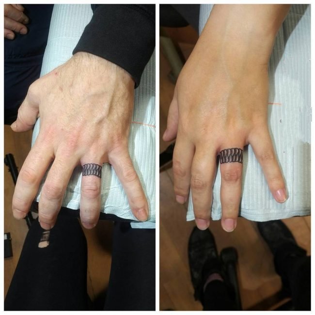 情侣纹身戒指   爱意浓浓的情侣戒指纹身图案