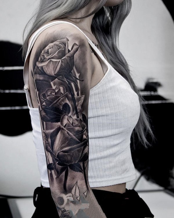 玫瑰纹身图  娇艳欲滴的玫瑰花纹身图案