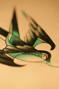 彩色个性燕子纹身图