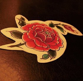 代表爱情的红玫瑰手稿纹身图案