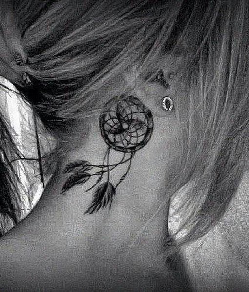 纹身耳朵  极简创意的耳朵小纹身图案