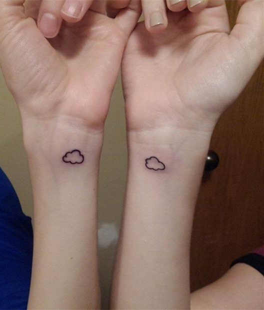 云朵纹身图片   变化多端的云朵纹身图案