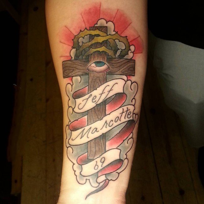 神圣庄重的经典十字架创意文艺纹身图案