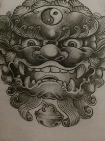 守护平安的狮子手稿纹身图案