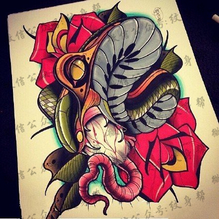 惊悚的蛇戏玫瑰手稿纹身图案