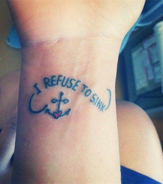 黑色极简纹身  简洁的英文和船锚纹身图案