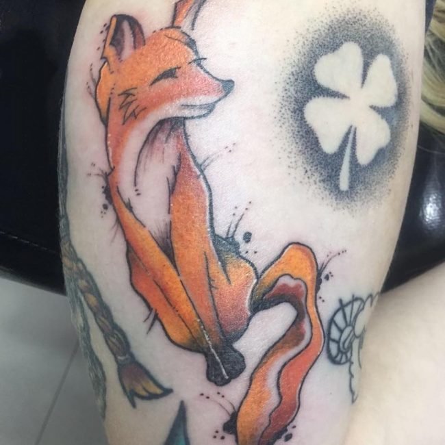 百乐动物纹身  活泼的狐狸纹身图案