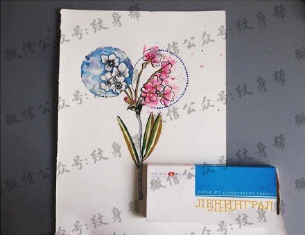 彩绘精美花卉手稿纹身图案