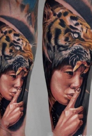 一组欧美9张超写实纹身图案作品图片