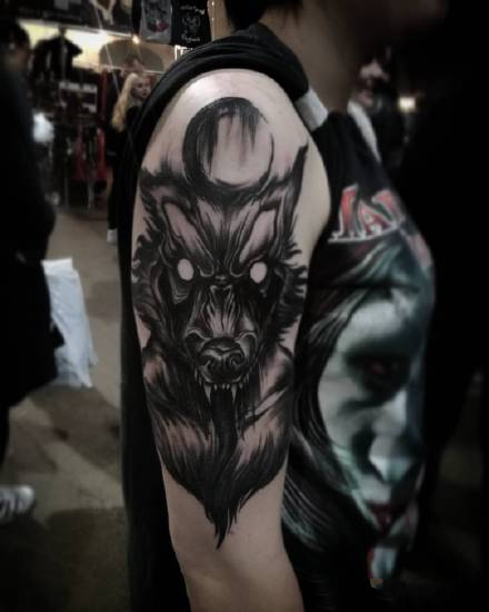 32张国外大师的几十张优秀暗黑纹身图案