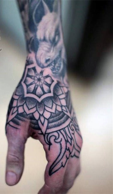 手背纹身   多款风格百变的手背纹身图案