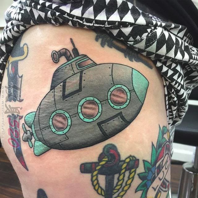 创意纹身  神秘的潜艇纹身图案