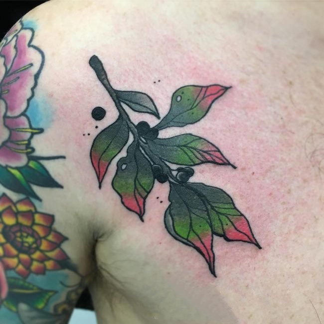 纹身图案花朵  娇艳欲滴的花朵纹身图案