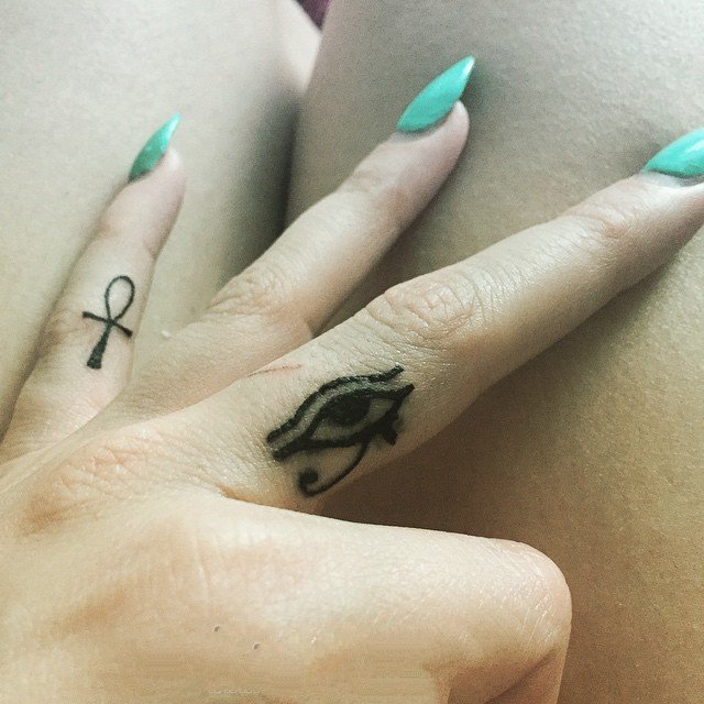 纹身眼睛纹身图案 手臂上纹身美女眼角眼泪纹身眼睛纹身图案