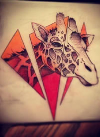 彩色手绘独角兽纹身图案