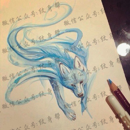手稿唯美的九尾狐纹身图案