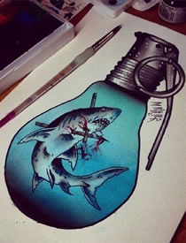 手稿灯泡里的鲨鱼纹身图案
