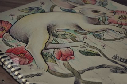 彩绘的兔子纹身图案