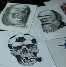 叼烟斗的骷髅纹身图案