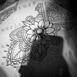 手稿梵花纹身图案